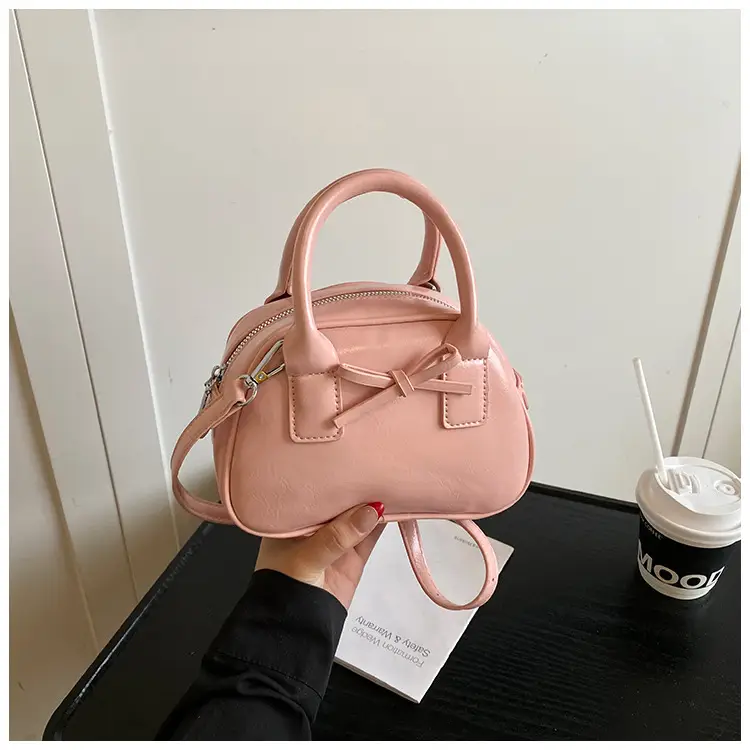 Women's Cream Bow Crossbody Bag 2025 — feature 32