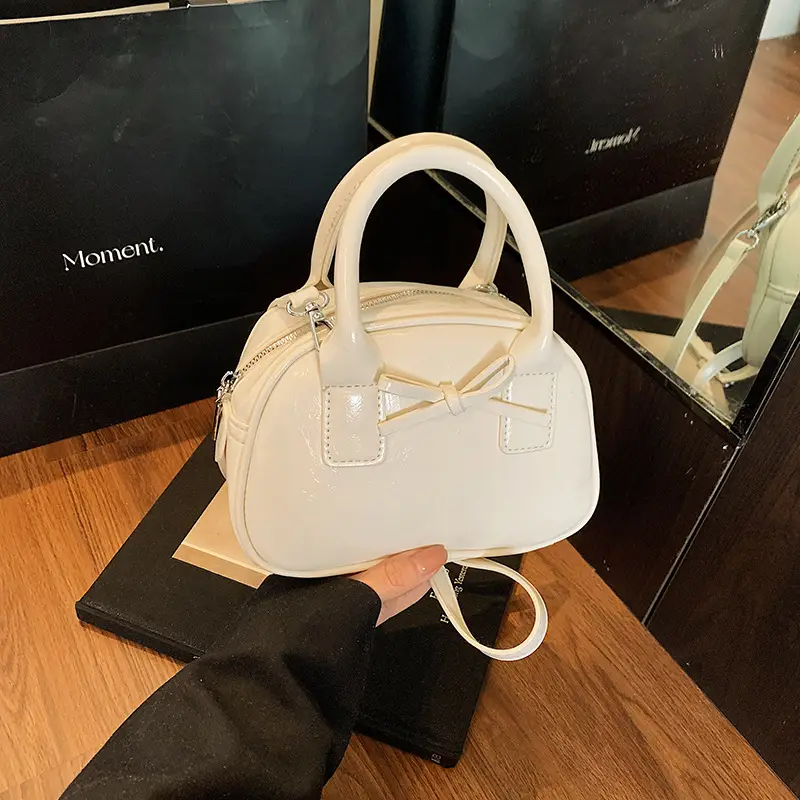 Women's Cream Bow Crossbody Bag 2025 - Image 6