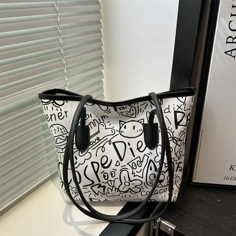 Women Large Capacity Graffiti Shoulder Bag 2025 - Image 2