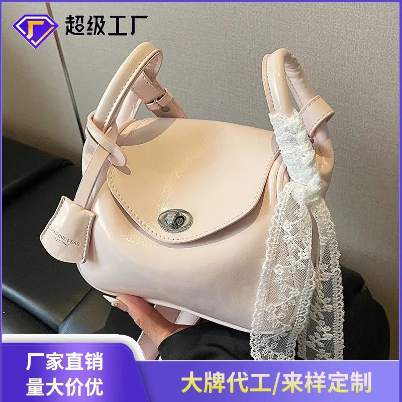 Women's Cream Leather Crossbody Bag with Lace Trim - Image 6