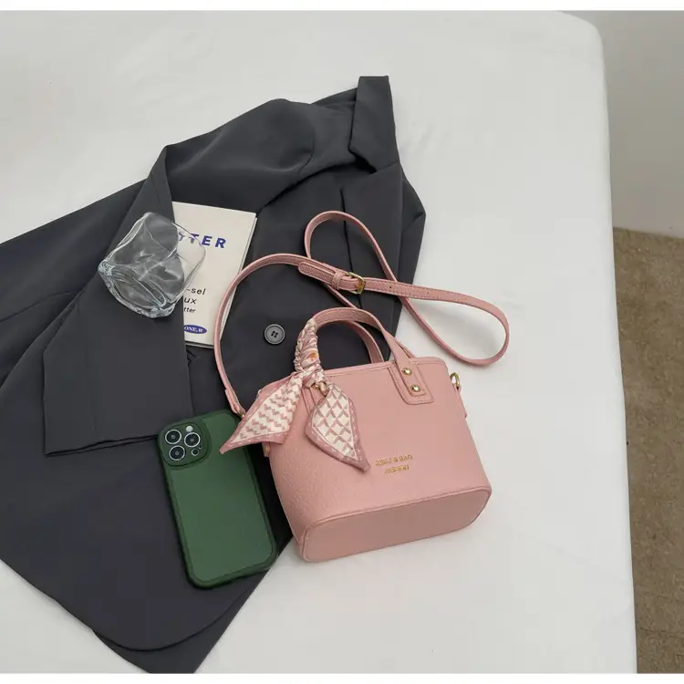 Pink Crossbody Bag for Women 2025 Trendy Casual Shoulder Bag — feature 20