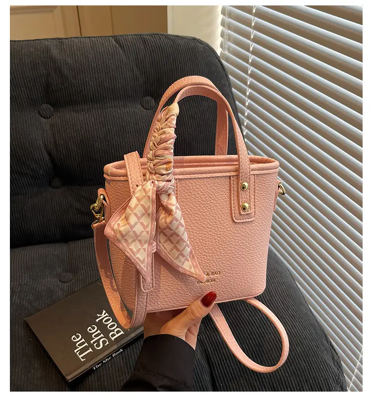 Pink Crossbody Bag for Women 2025 Trendy Casual Shoulder Bag — feature 3