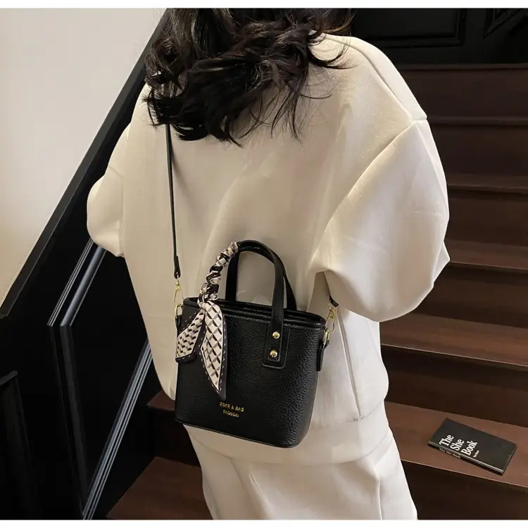 Pink Crossbody Bag for Women 2025 Trendy Casual Shoulder Bag — feature 32