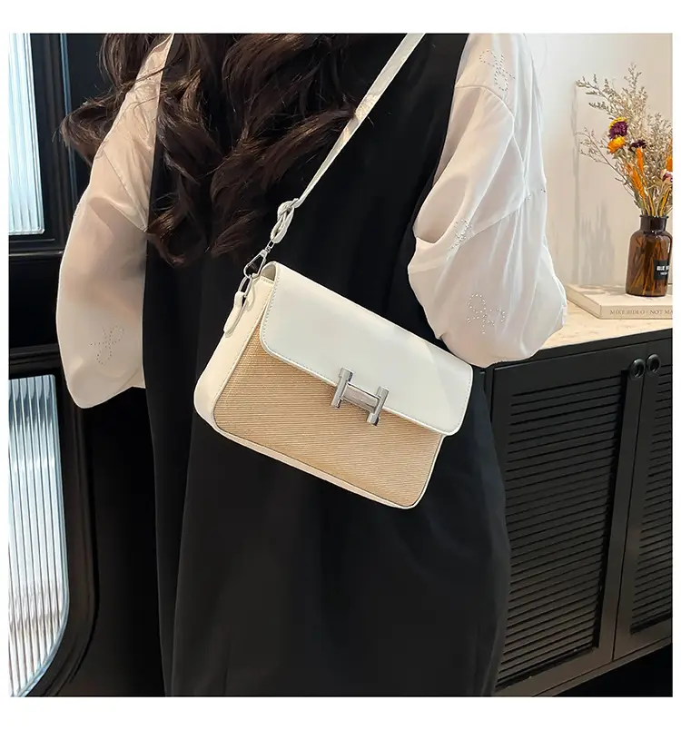 Women's Small Square H-Clasp Shoulder Bags 2025 — feature 13