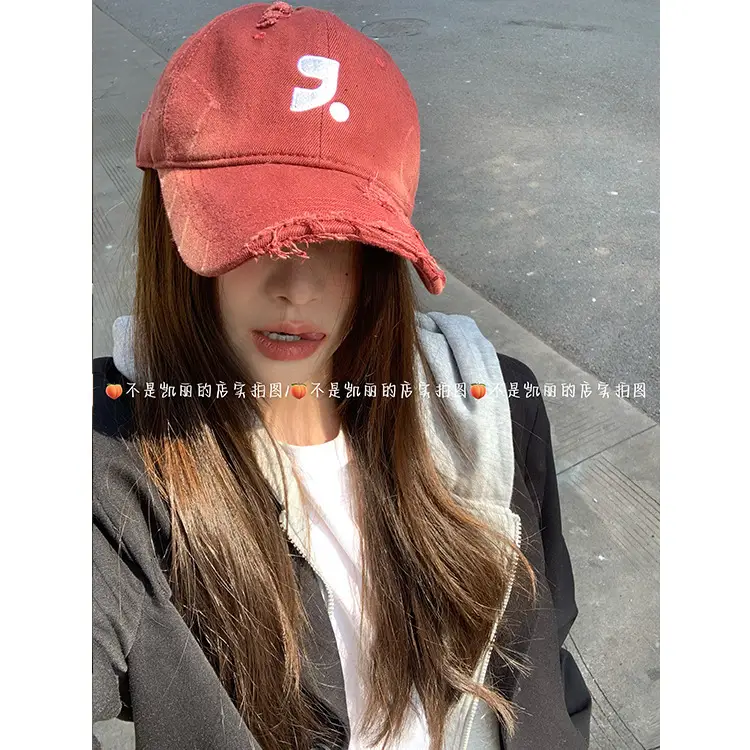Red Retro Baseball Cap for Kids & Men Summer Wear - Image 9
