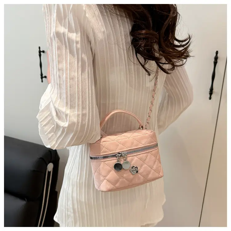 Quilted White Lady's Cosmetic Handbag with Chain Strap — feature 13