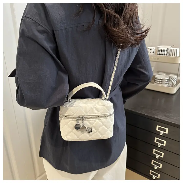 Quilted White Lady's Cosmetic Handbag with Chain Strap — feature 17