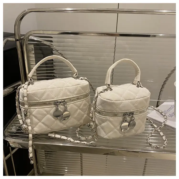 Quilted White Lady's Cosmetic Handbag with Chain Strap — feature 22