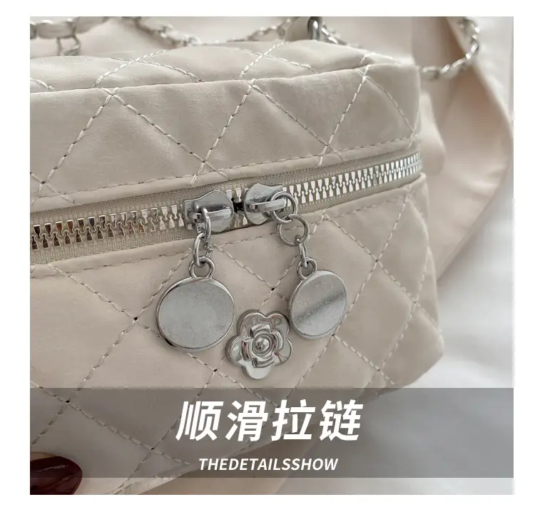 Quilted White Lady's Cosmetic Handbag with Chain Strap — feature 3
