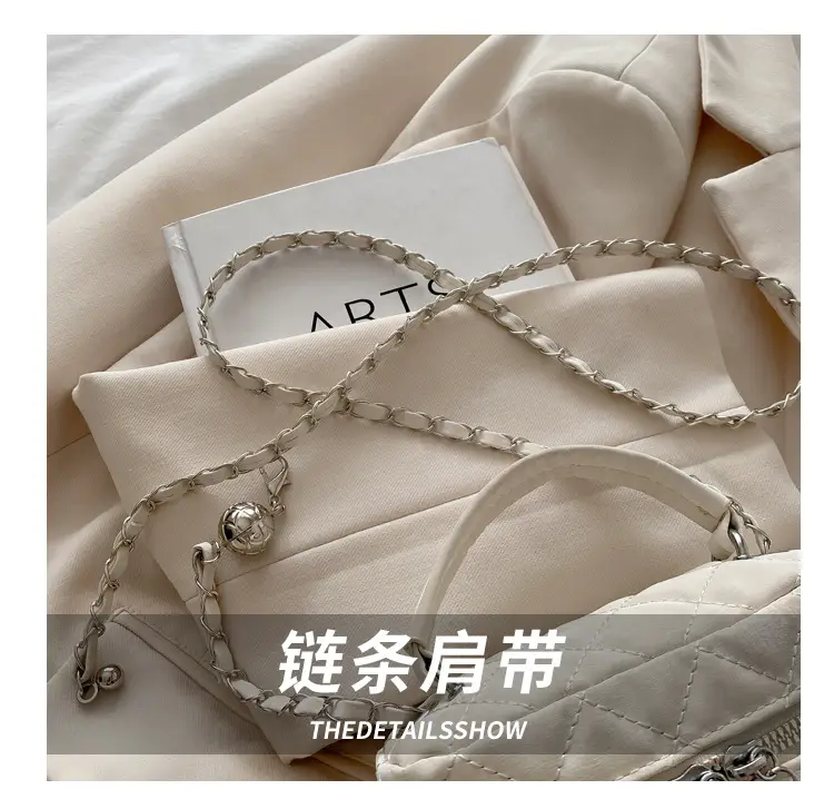 Quilted White Lady's Cosmetic Handbag with Chain Strap — feature 5