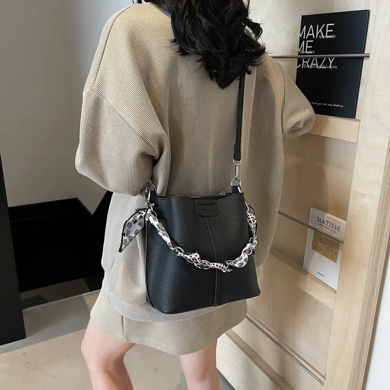 Light Luxury Vegetable Basket Bag for Women - Image 6