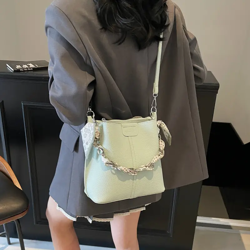 Light Luxury Vegetable Basket Bag for Women - Image 7