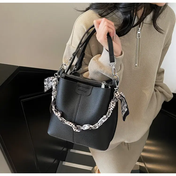 Light Luxury Vegetable Basket Bag for Women — feature 15