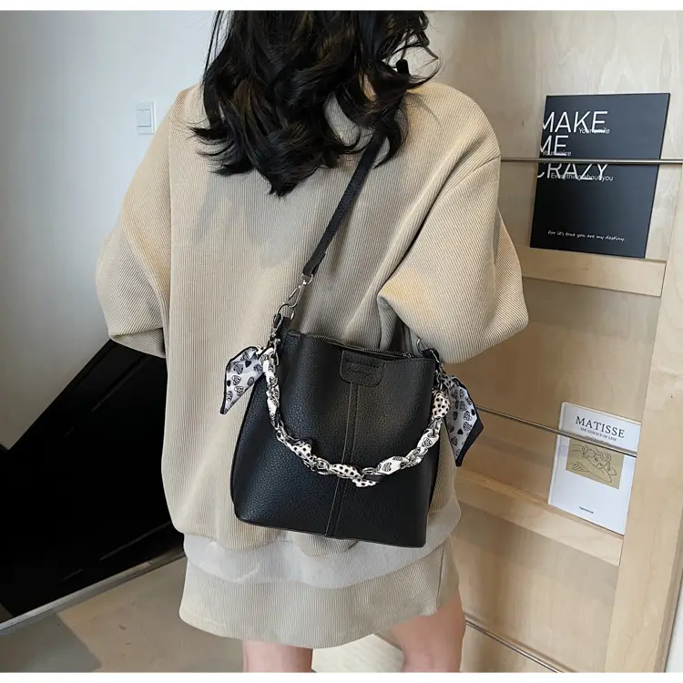 Light Luxury Vegetable Basket Bag for Women — feature 17