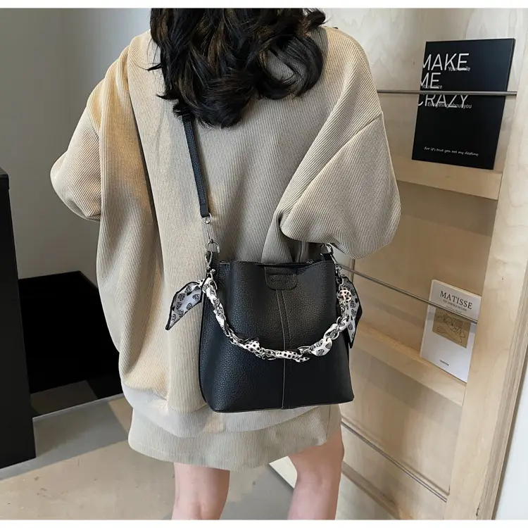 Light Luxury Vegetable Basket Bag for Women — feature 19