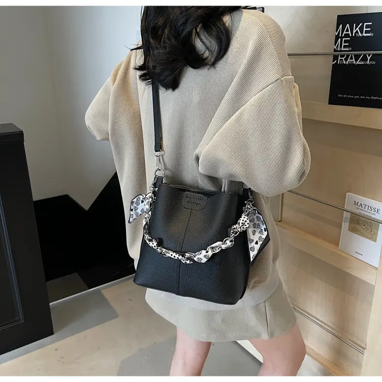 Light Luxury Vegetable Basket Bag for Women — feature 20