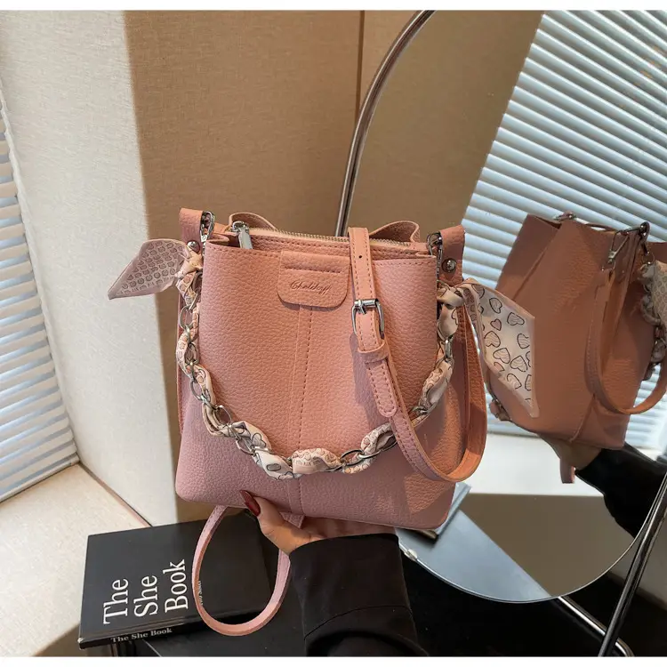 Light Luxury Vegetable Basket Bag for Women — feature 22