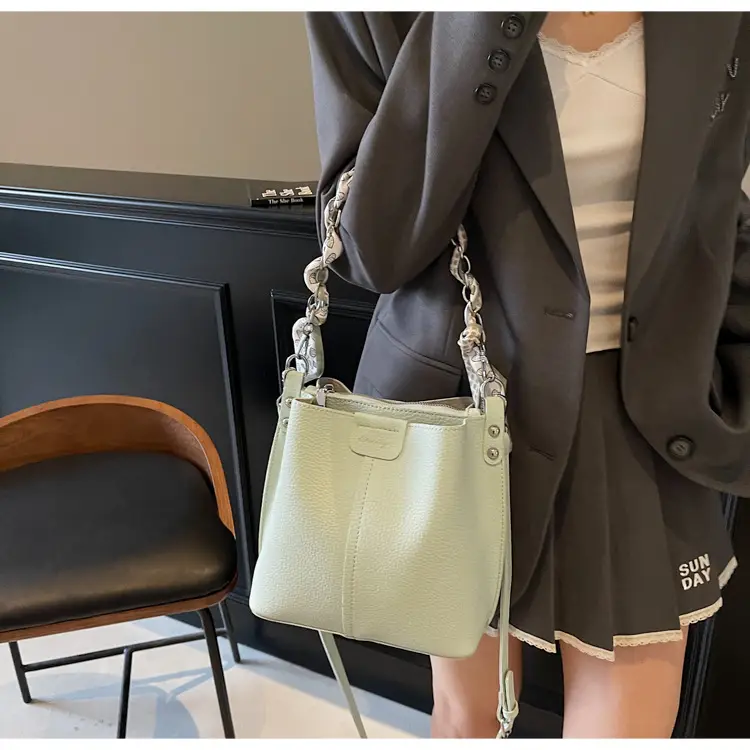 Light Luxury Vegetable Basket Bag for Women — feature 24