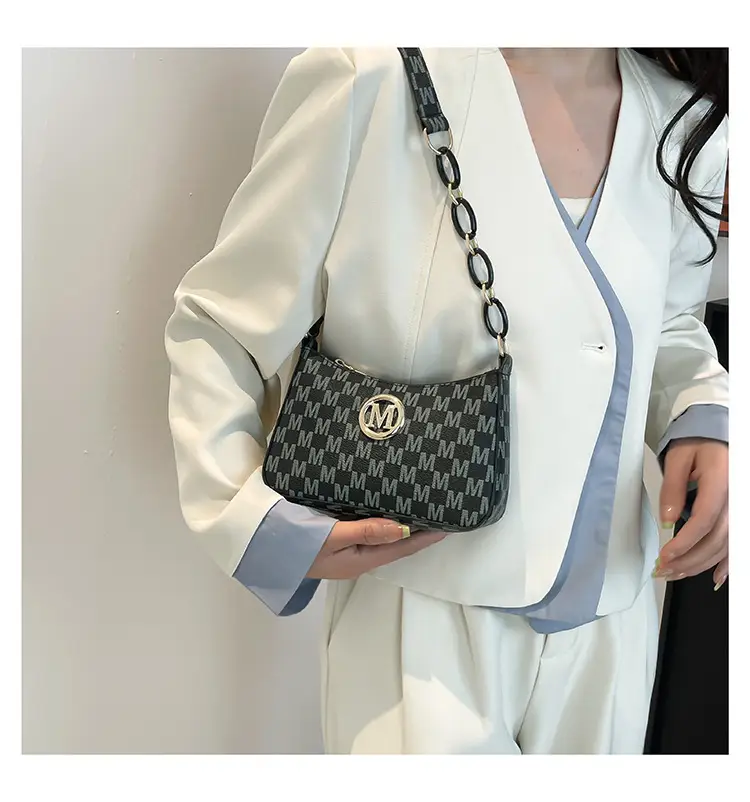 French Retro Crossbody Bag Women 2025 Summer — feature 19