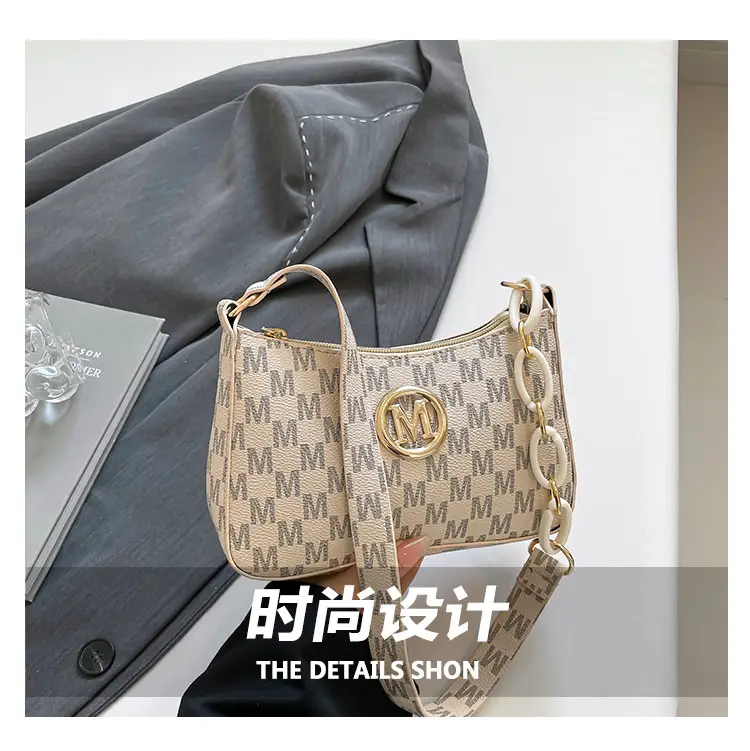 French Retro Crossbody Bag Women 2025 Summer — feature 3