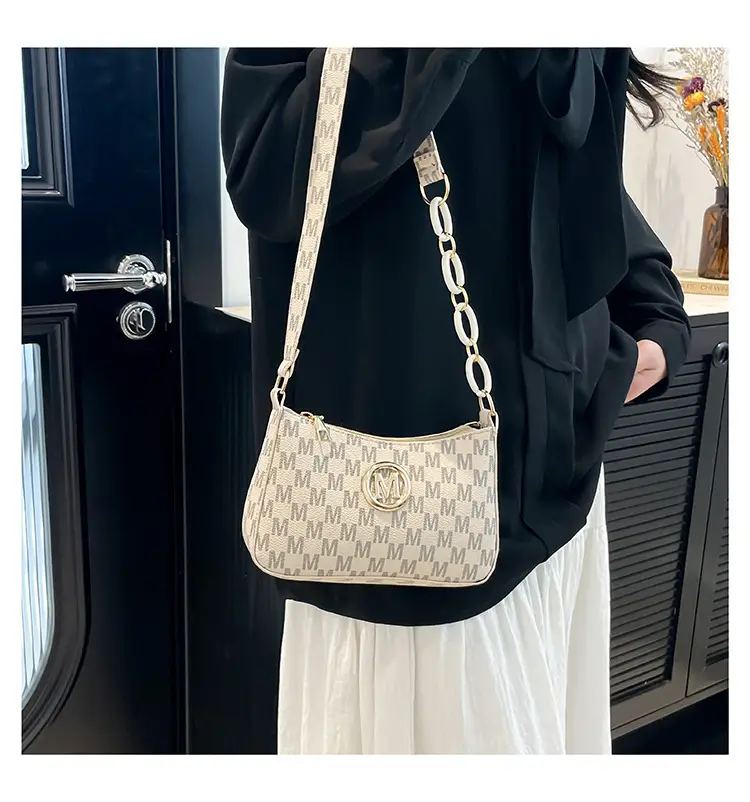 French Retro Crossbody Bag Women 2025 Summer — feature 9