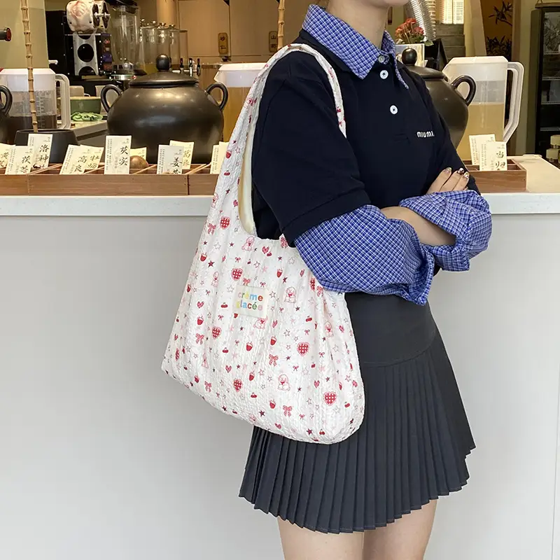 Korean Sweet Cartoon Embossed Tote Bag for Daily Use - Image 4