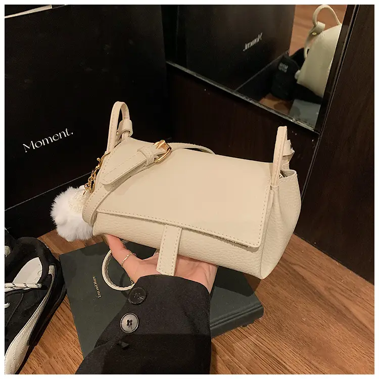 Black Crossbody Bag Women Summer 2023 — feature 9