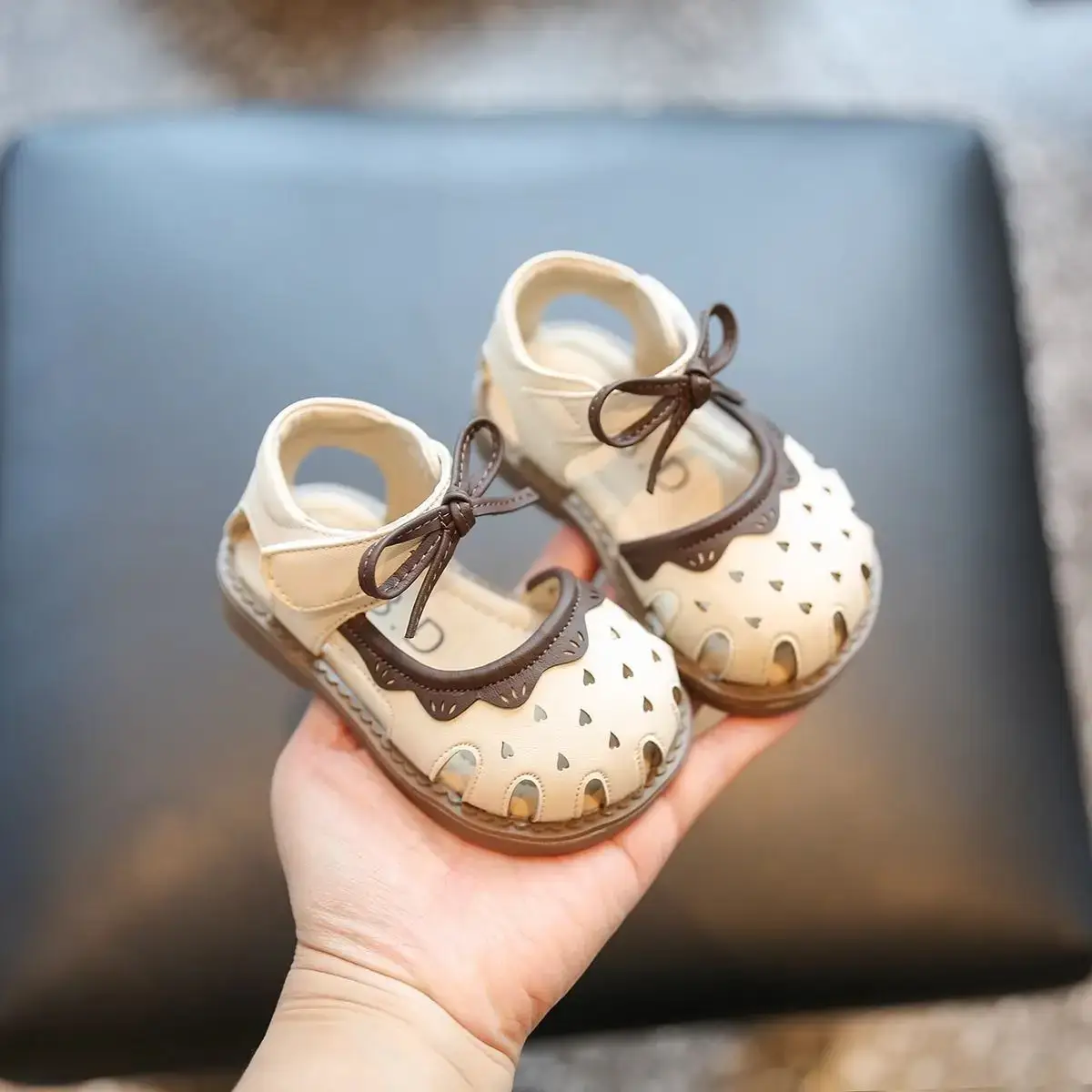 Girls Toe Sandals 2025 Summer Soft Sole Princess Shoes