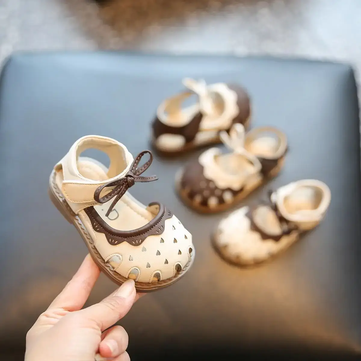 Girls Toe Sandals 2025 Summer Soft Sole Princess Shoes — feature 2