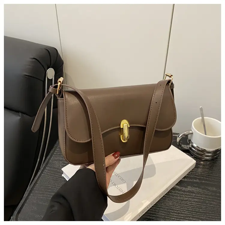 White Textured Shoulder Bag for Women 2025 — feature 8
