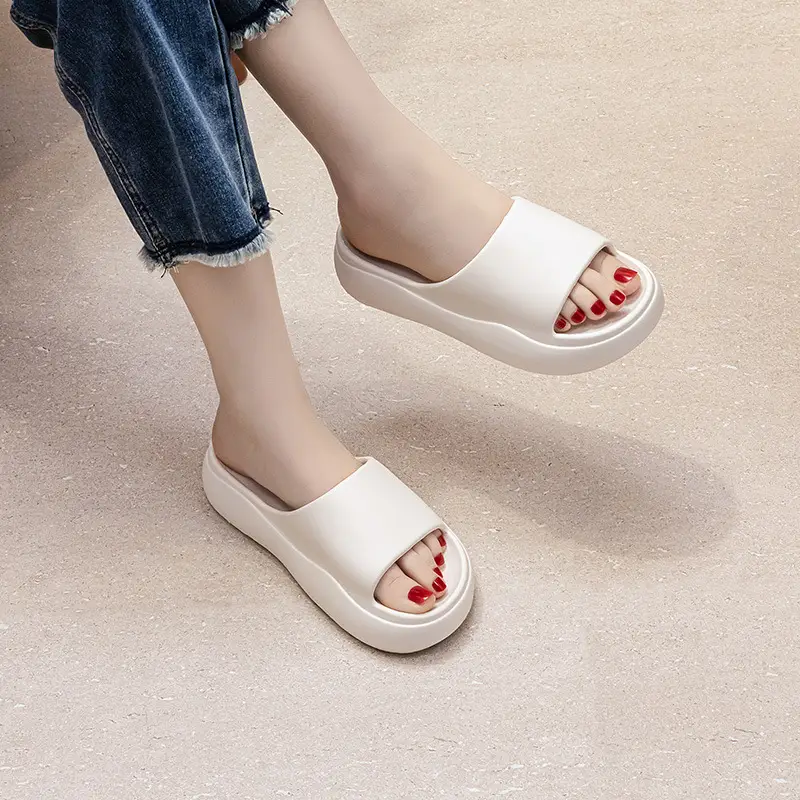 Qida Shun High-Heeled Slippers for Women to Wear Outside in Summer, Thick-Soled Sandals to Increase Height, New Style for Seaside and Beach Travel - Image 6