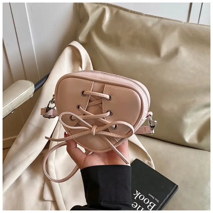 Korean Ins Heart Small Bag for Women Yellow — feature 32