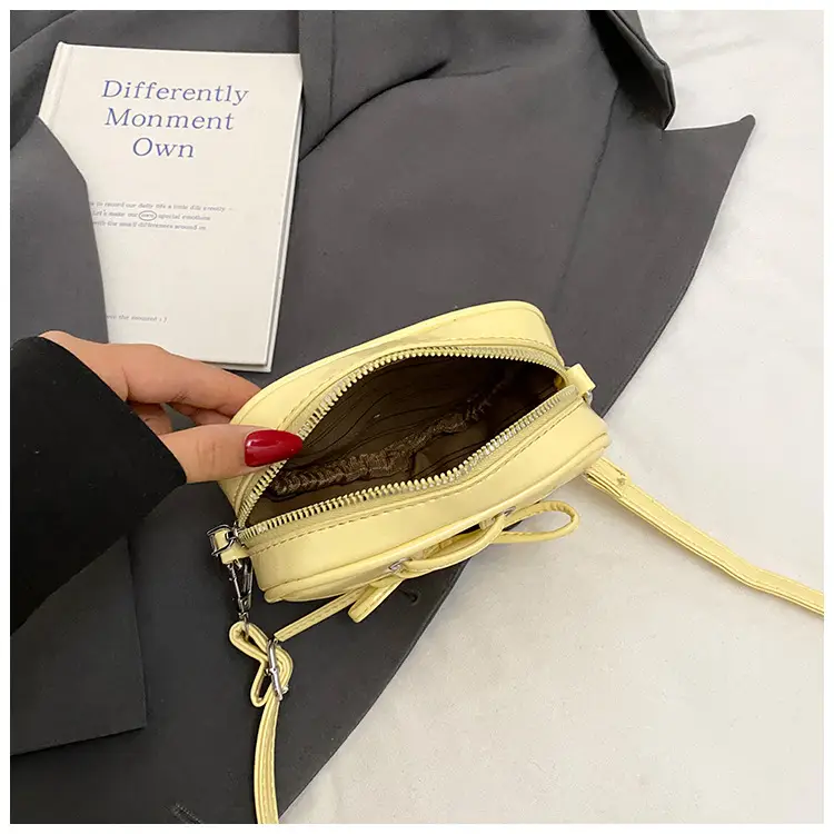 Korean Ins Heart Small Bag for Women Yellow — feature 8