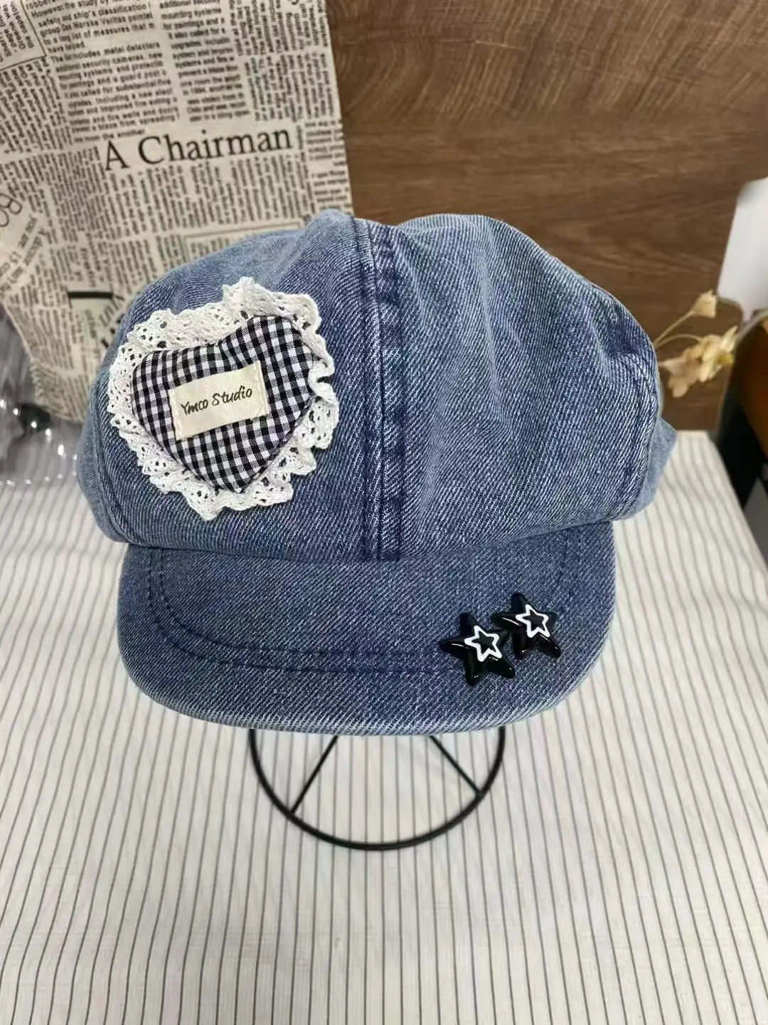 Denim Face-Showing Duck Cap with Heart Lace Edge — feature 6