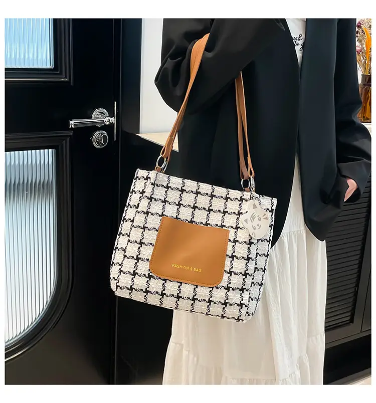 Women's Plaid Shoulder Bag Large Capacity 2025 — feature 12