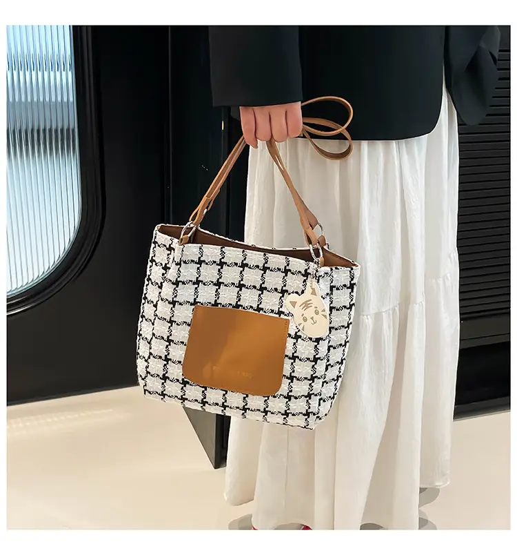 Women's Plaid Shoulder Bag Large Capacity 2025 — feature 15