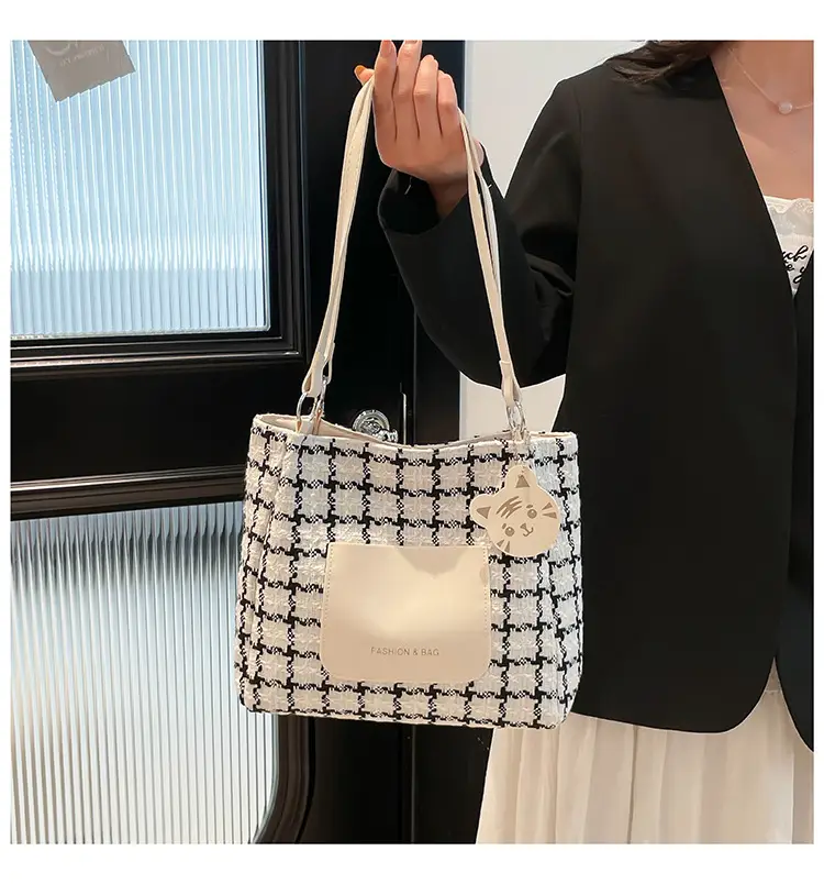 Women's Plaid Shoulder Bag Large Capacity 2025 — feature 16