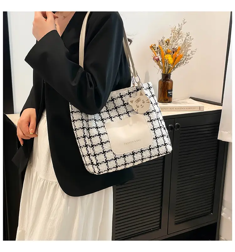 Women's Plaid Shoulder Bag Large Capacity 2025 — feature 18