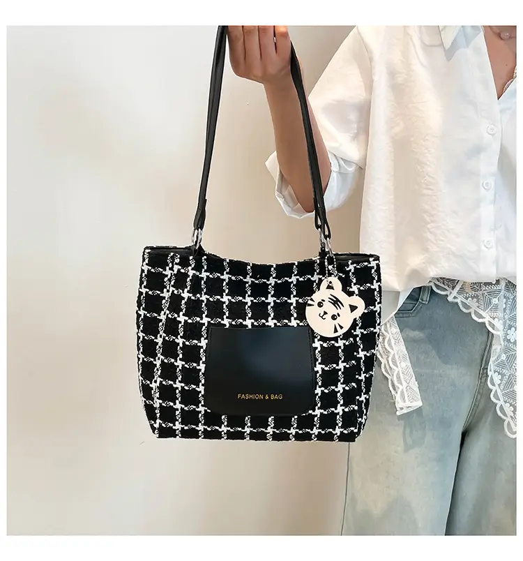 Women's Plaid Shoulder Bag Large Capacity 2025 — feature 20