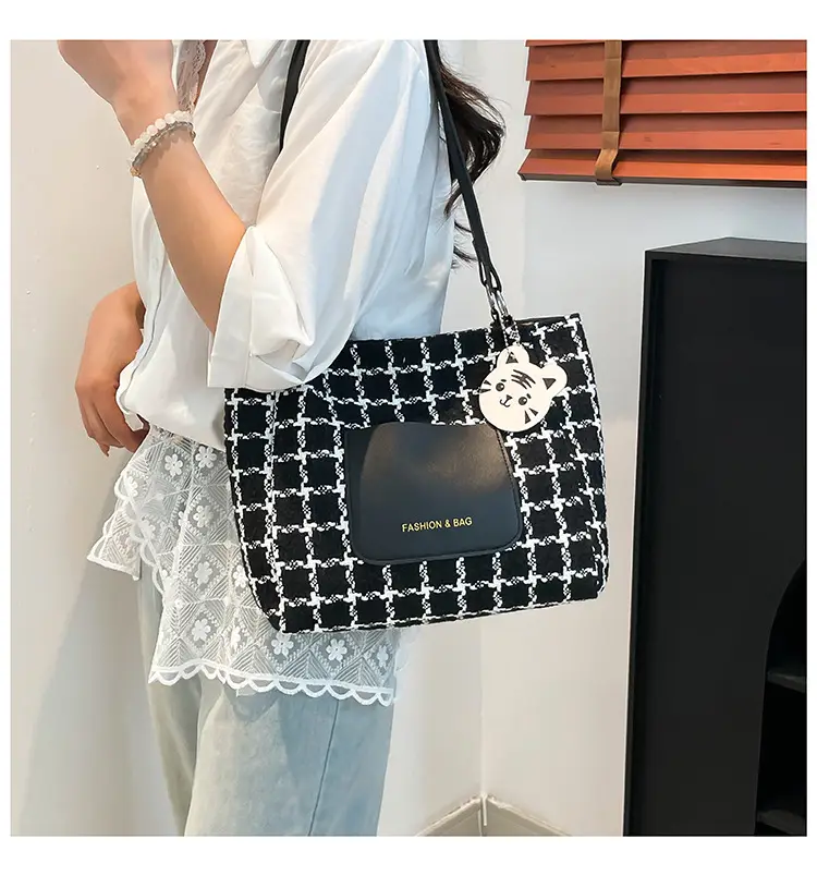 Women's Plaid Shoulder Bag Large Capacity 2025 — feature 22