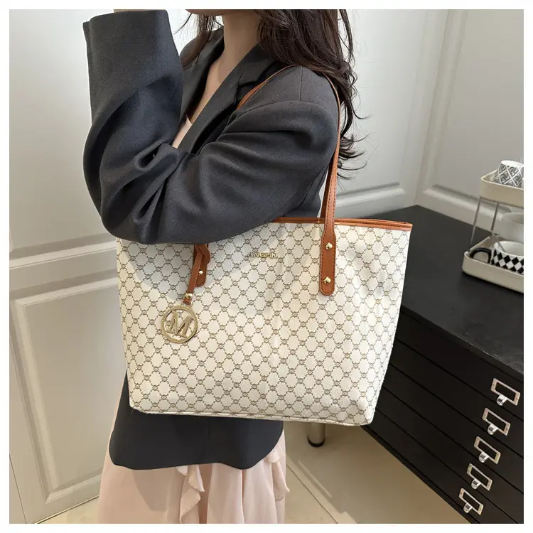 Women's Printed Letter Tote Bag Large Capacity Autumn Winter — feature 16
