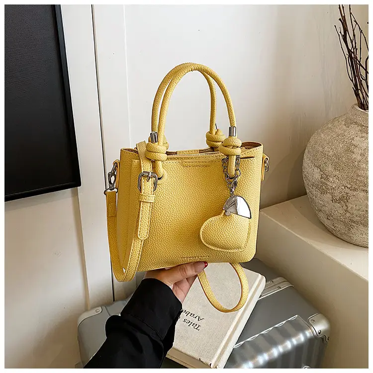 2025 Summer White Leather Shoulder Crossbody Bag — feature 20