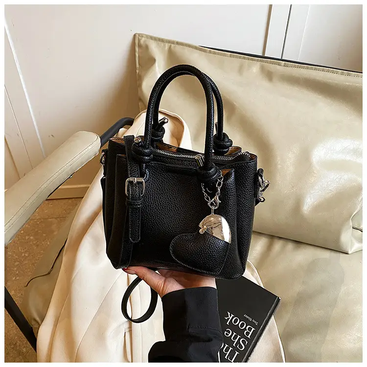 2025 Summer White Leather Shoulder Crossbody Bag — feature 24