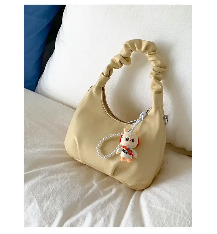 Women's Pleated Shoulder Bag with Doll Design Beige — feature 13