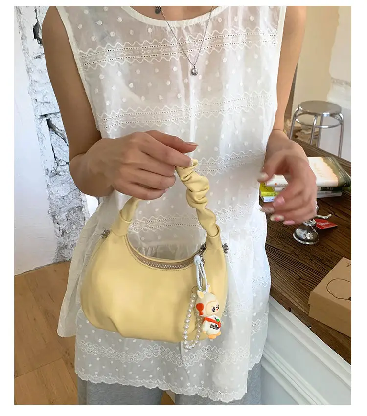 Women's Pleated Shoulder Bag with Doll Design Beige — feature 18
