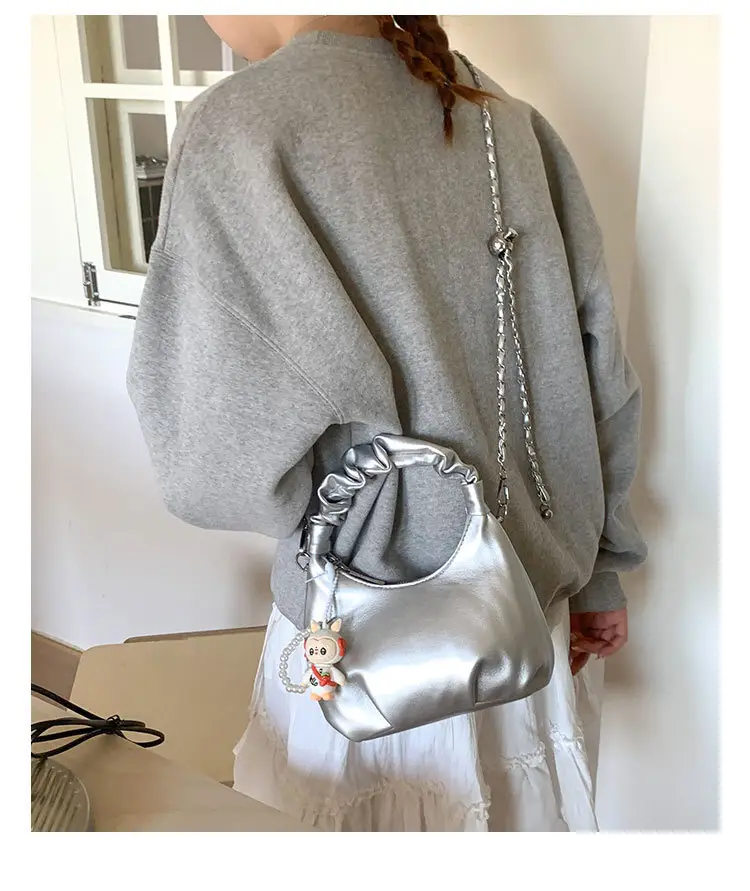 Women's Pleated Shoulder Bag with Doll Design Beige — feature 24