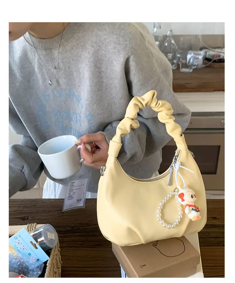 Women's Pleated Shoulder Bag with Doll Design Beige — feature 29