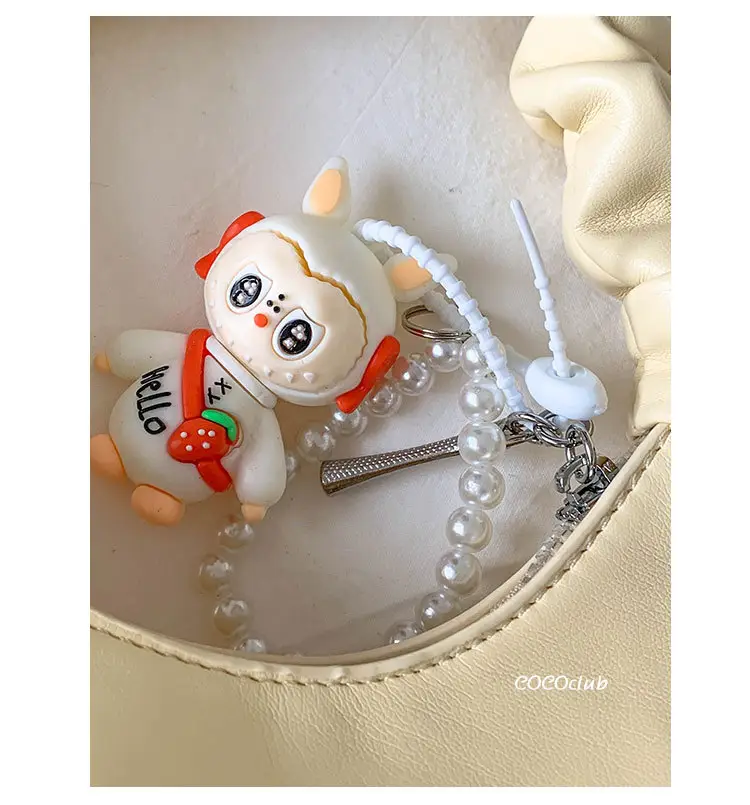 Women's Pleated Shoulder Bag with Doll Design Beige — feature 7