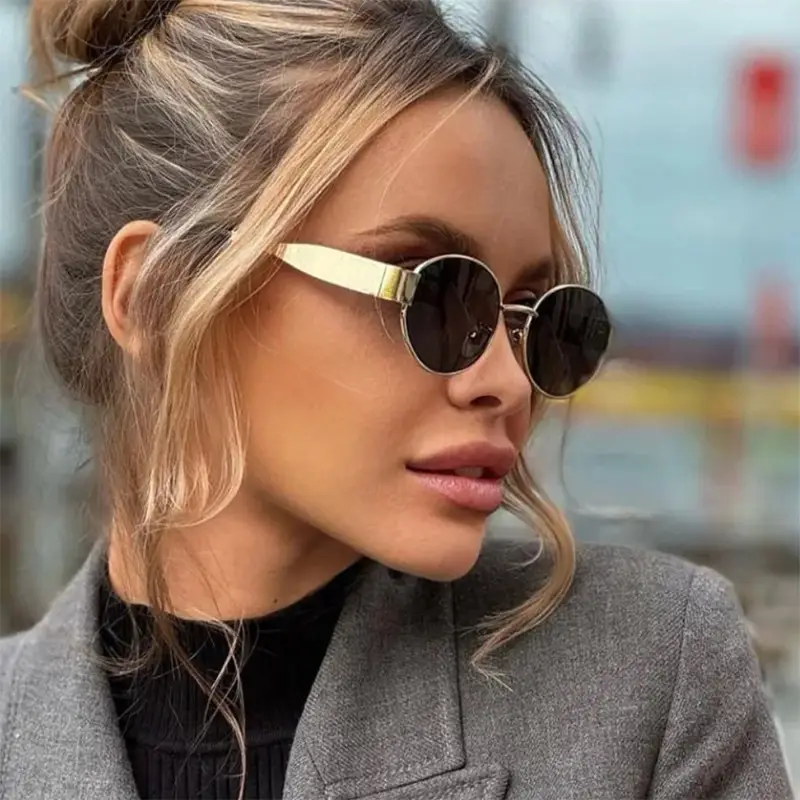 Women's Round Frame Sunglasses White Black