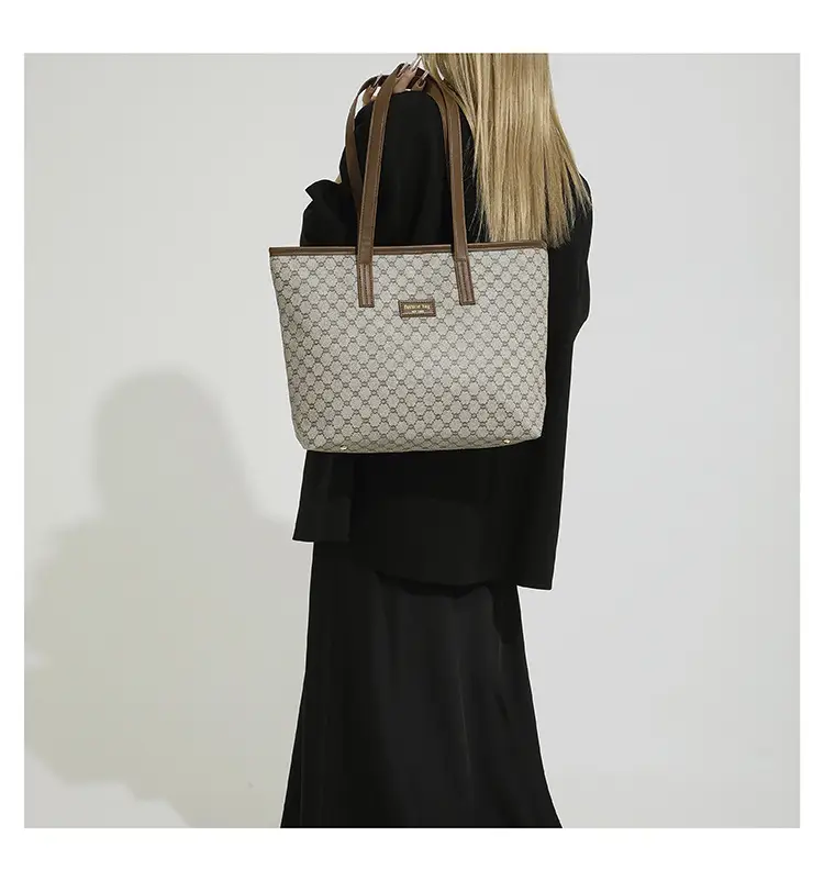 Women's Monogram Canvas Shoulder Bag Brown Leather Handle — feature 12